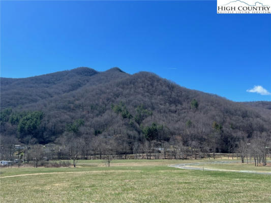 23 HIGHLANDS DR, NEWLAND, NC 28657 - Image 1