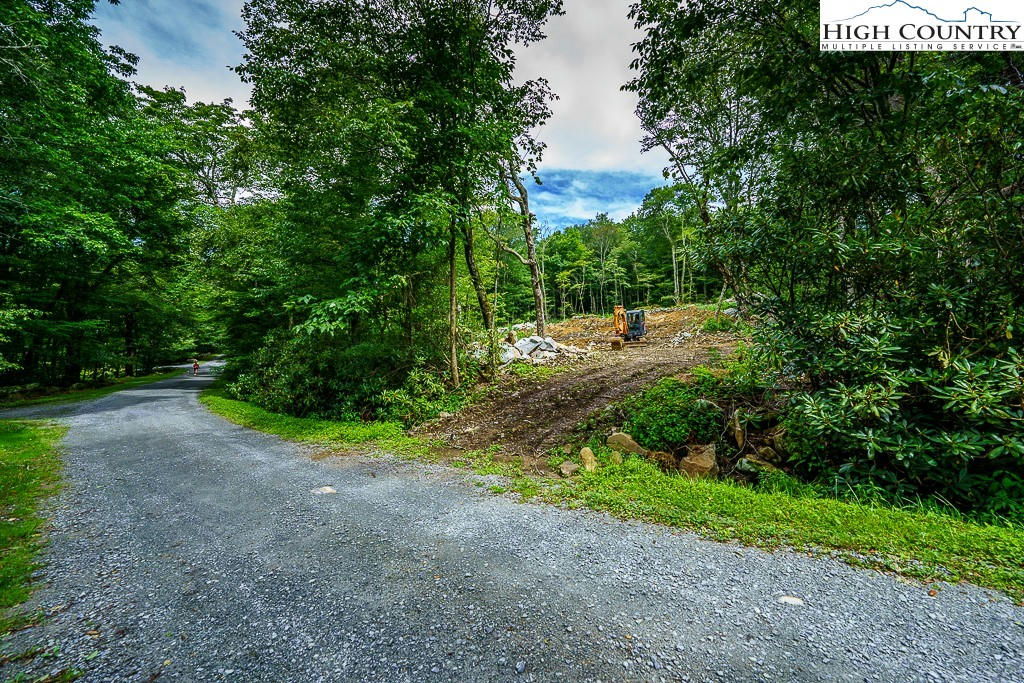 LOT 134 & 135 ROUGH RIDGE ROAD, SUGAR MOUNTAIN, NC 28604, photo 1 of 33