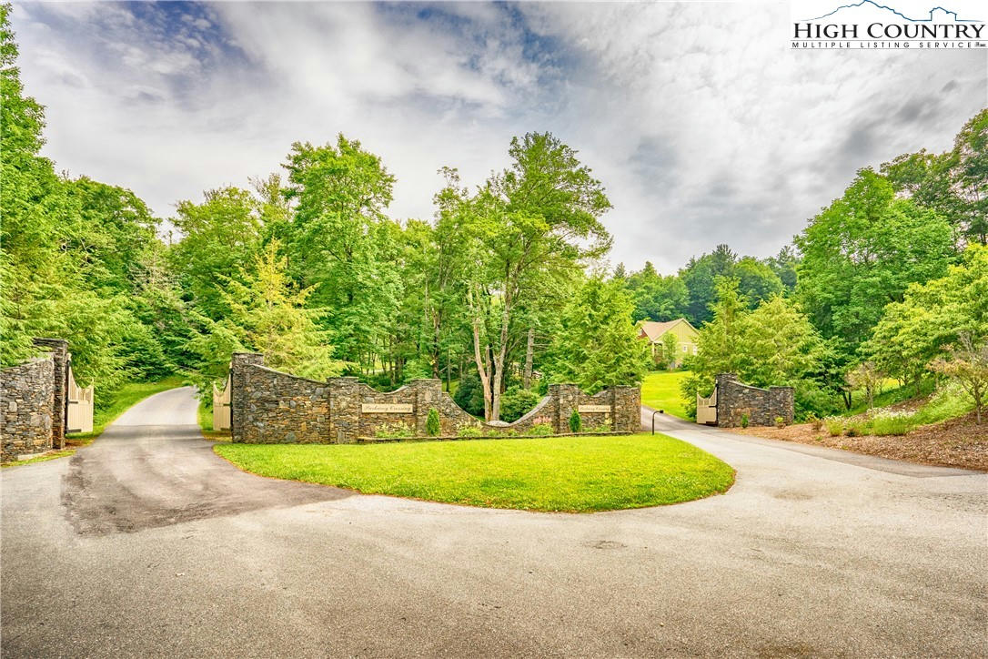 LOT 23 CIELO ROAD, BLOWING ROCK, NC 28605, photo 1 of 13