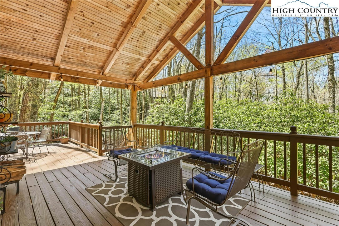 110 TEABERRY TRL, BEECH MOUNTAIN, NC 28604, photo 1 of 25