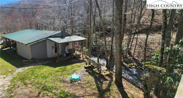3395 HOWARDS CREEK RD, BOONE, NC 28607, photo 5 of 21